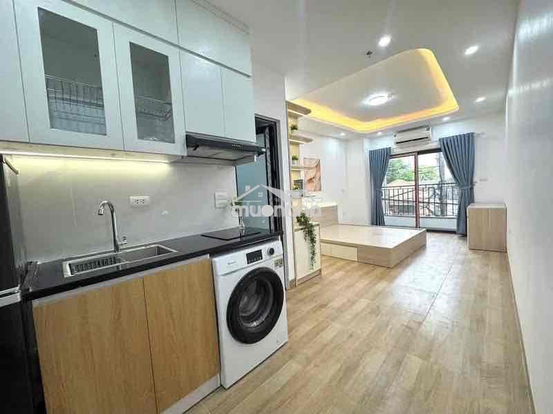 Căn studio ban công rộng 35m2 ngay nhà ga t3 - thăng long - giải ph