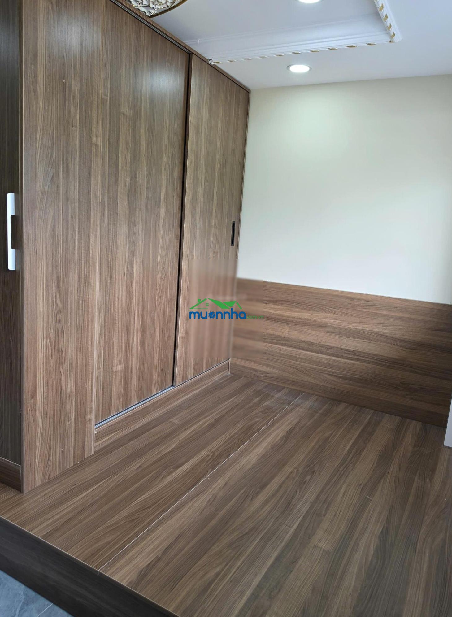 Tòa chdv vip - nhà 4 tầng - 8pn 8wc - full nội thất - 2