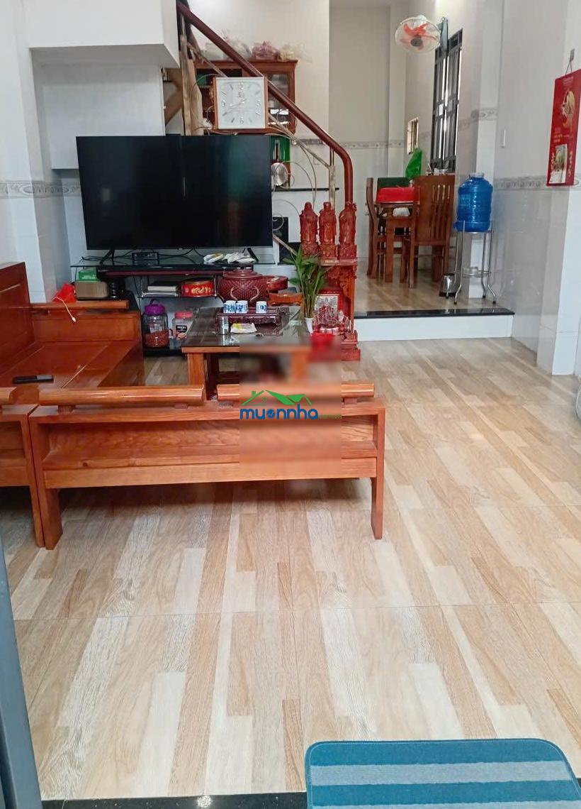Nhà 1 trệt 2 lầu cách trường tân sơn 100m gần trường đặng thị trâm gần emart chỉ 4 tỷ thương lượng - 4