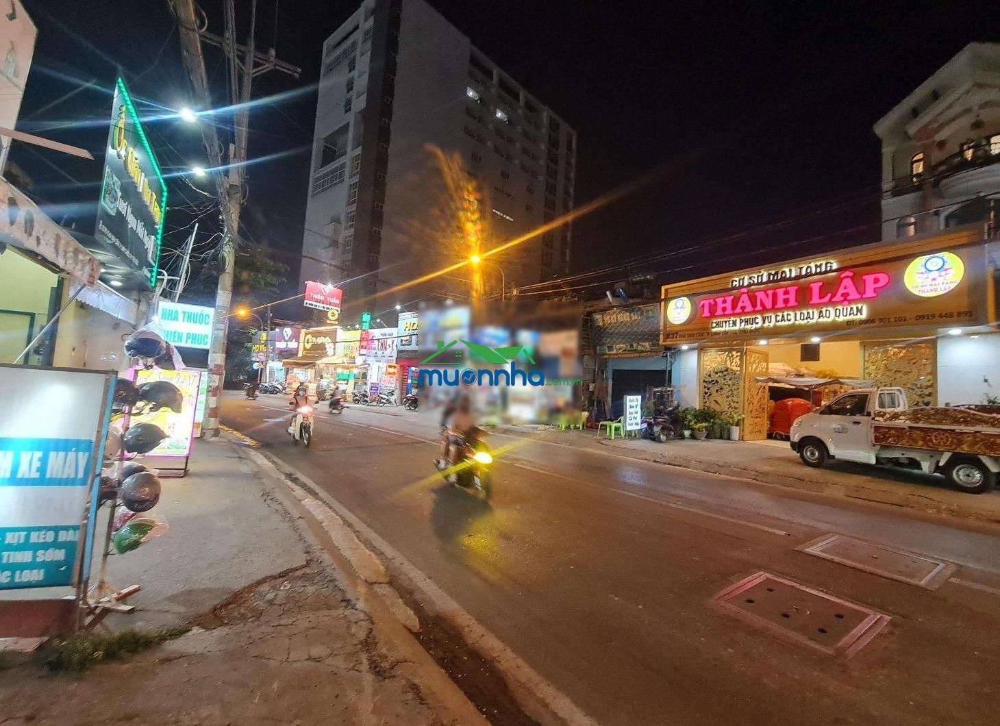 4 tỷ - nhà c4, 2pn - 50m ra mt kha vạn cân, linh tây - 4