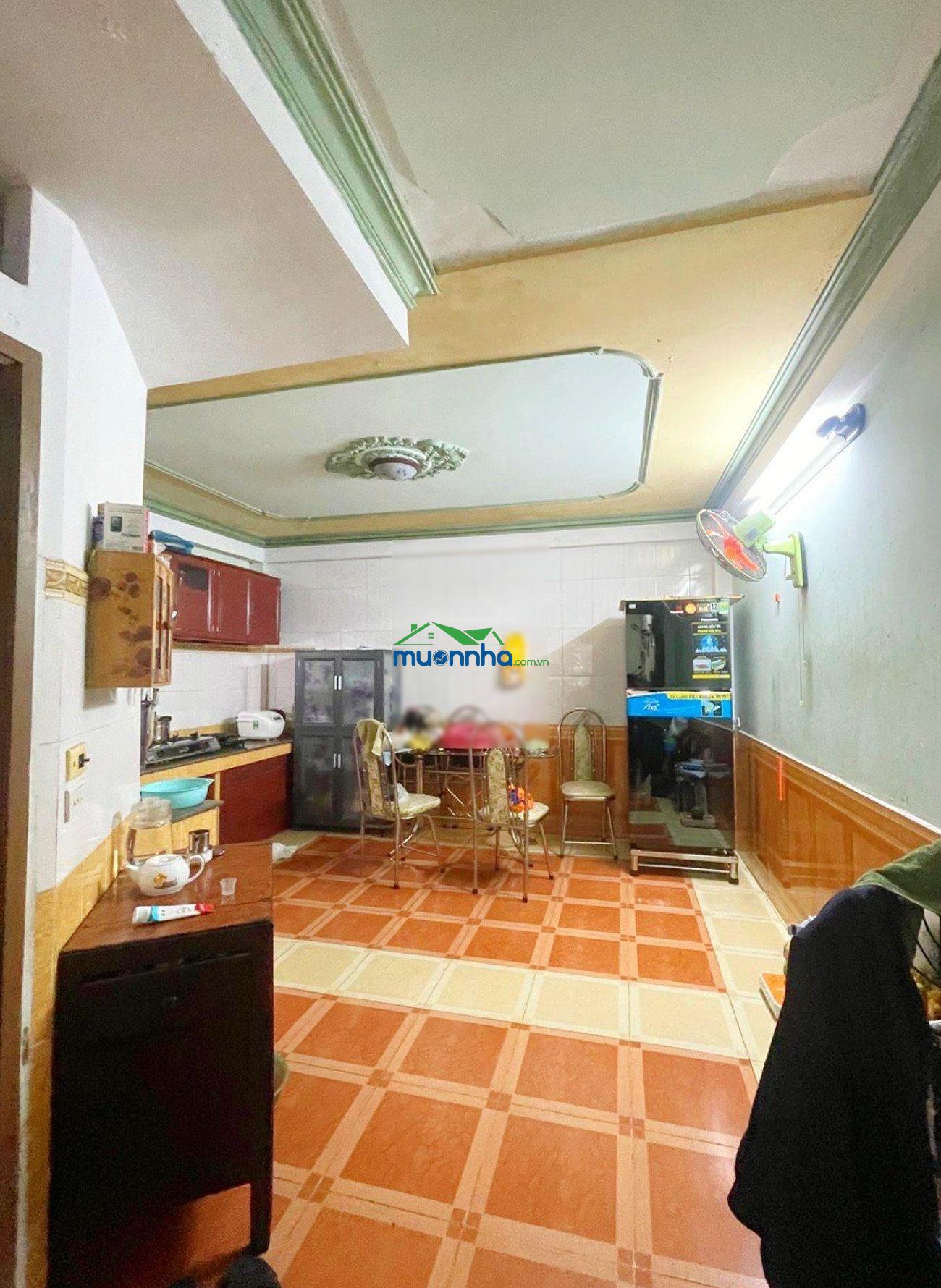 Nhà tân bình - 3 tầng btct - 72m2 (4.5x16m) - 4pn - cách 5 bước ra mặt tiền đường - chỉ nhỉnh 6 tỷ