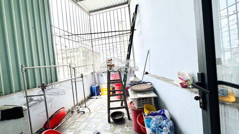 Bán nhà linh xuân ~ phạm văn đồng 68m² 3 tầng btct – 4pn – hẻm xe hơi - 2