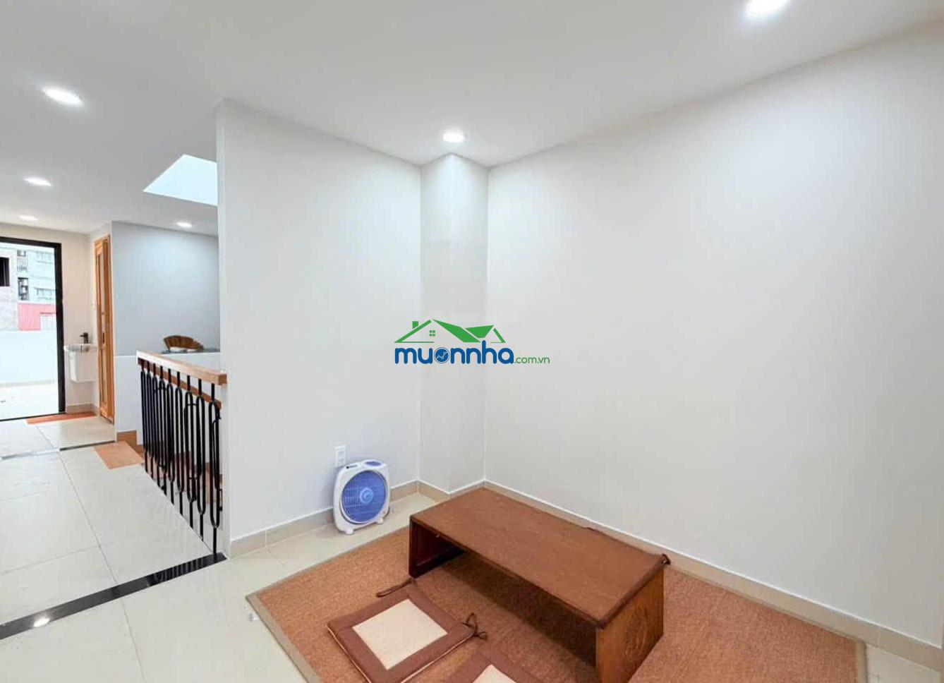 Bán lỗ giảm giá 550tr, nhà 2 lầu 52.7m2 hẻm xe hơi đường số 59, sát chợ thạch đà