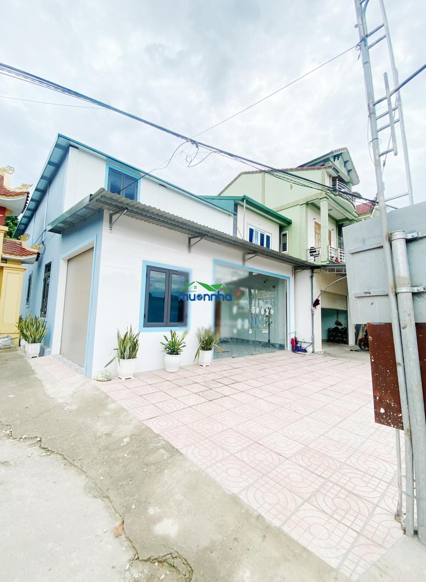 4,4 tỷ sở hữu ngay nhà 2 mặt tiền 65m2 đường ô tô 8m ngay trường lưu, sổ riêng, hoàn công đủ