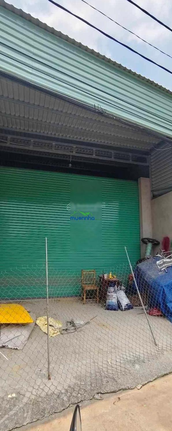 Bán nhà đang làm kho xưởng - xe hơi vào tới nhà - giáp đặng thúc vịnh - 98m2 - chỉ 3,75 tỷ. - 2