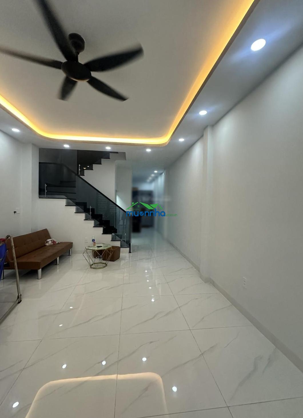 Sát mt lũy bán bích, 4.4x15m vuông đẹp, 3 tầng btct, 115m² sd, 3pn, shr, giá chỉ 6.55 tỷ tl