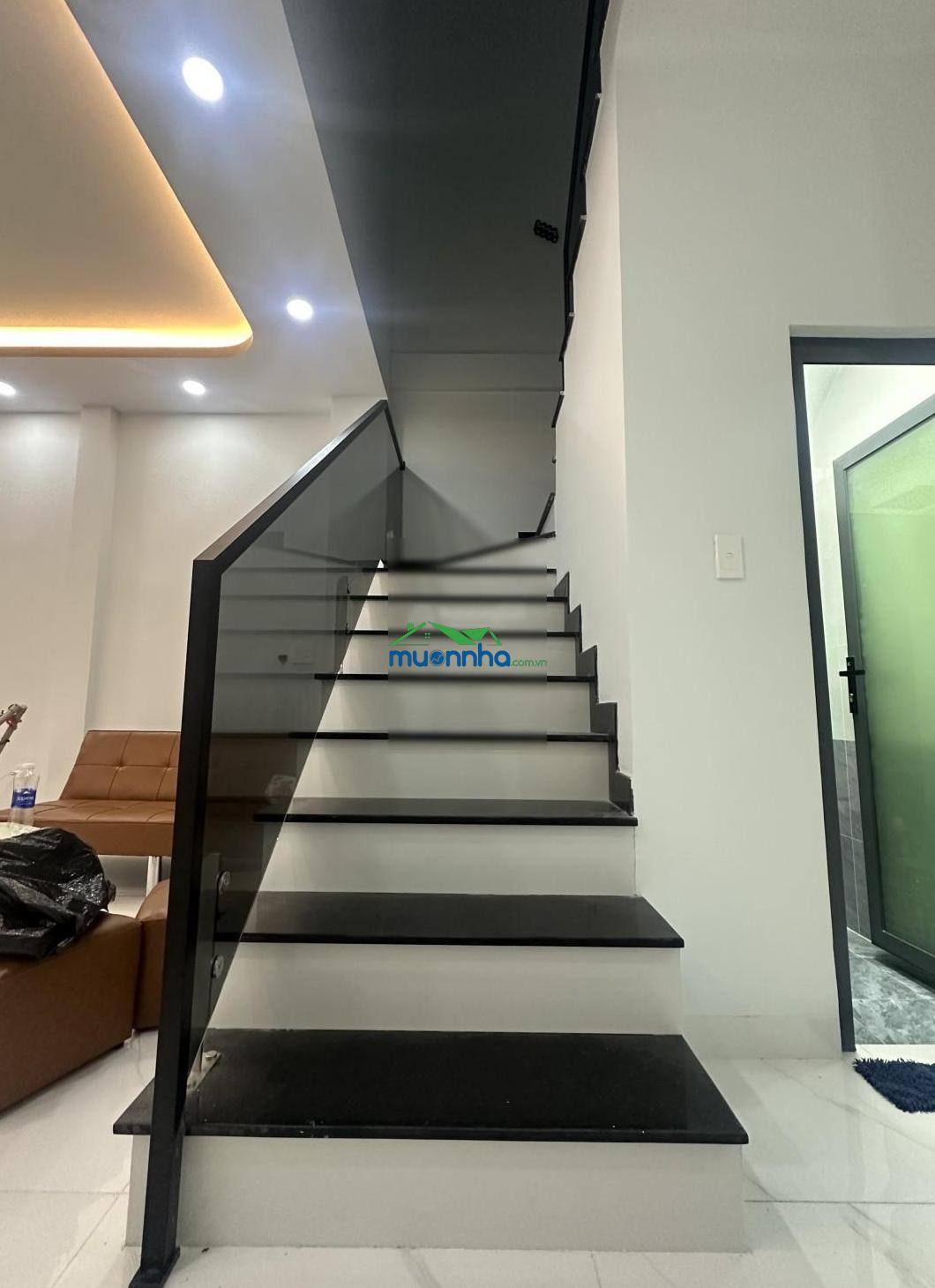 Sát mt lũy bán bích, 4.4x15m vuông đẹp, 3 tầng btct, 115m² sd, 3pn, shr, giá chỉ 6.55 tỷ tl - 2