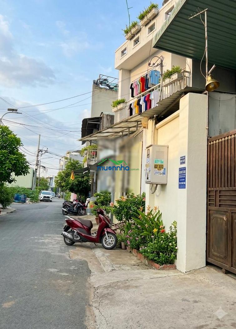 Nhà chưa qua đầu trục an dương vương 108 m2 ôtô ngủ nhà nhỉnh 6 tỷ