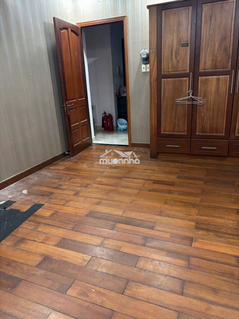 25m2 - máy lạnh - sau lưng nhà thờ - 2