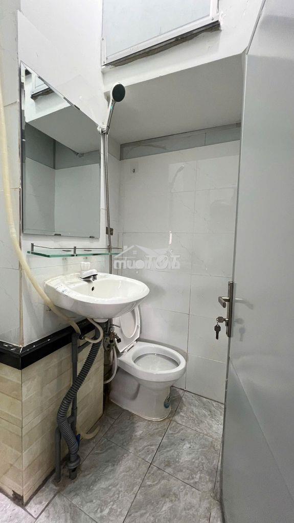 Chính chủ cho thuê phòng gác full nội thất cao cấp 2tr6 - 3