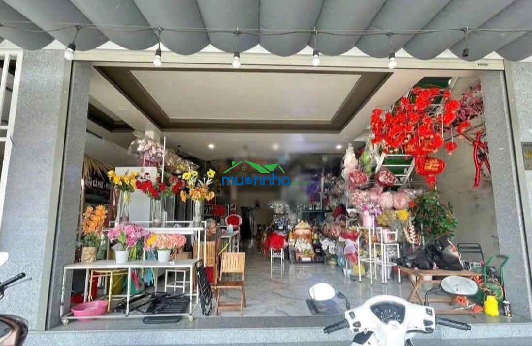Nhà mặt tiền kinh doanh 10x22m- giá 950 triệu-ngay chợ phú lạc - sổ hồng riêng - đang cho thuê 25tr - 4