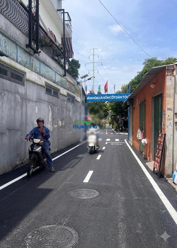 Bán nhà hẻm xe tải nguyễn sơn, nhỉnh 5 tỷ, 55m2, 2pn, 2wc, 2 tầng, giá tốt.