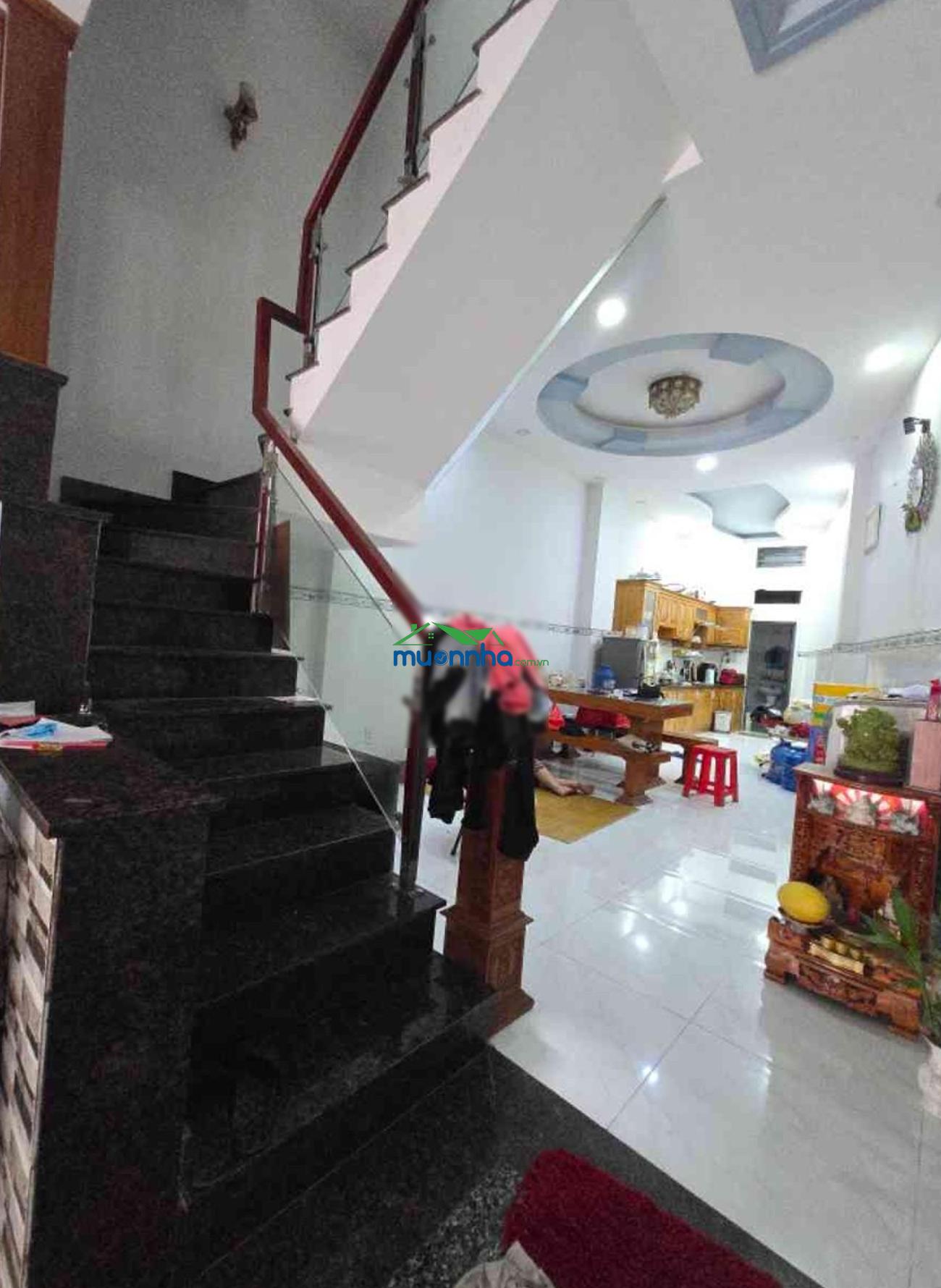 Bán nhà 3 tầng hẻm xe hơi. ngang 5. siêu hiếm khu vực. linh xuân