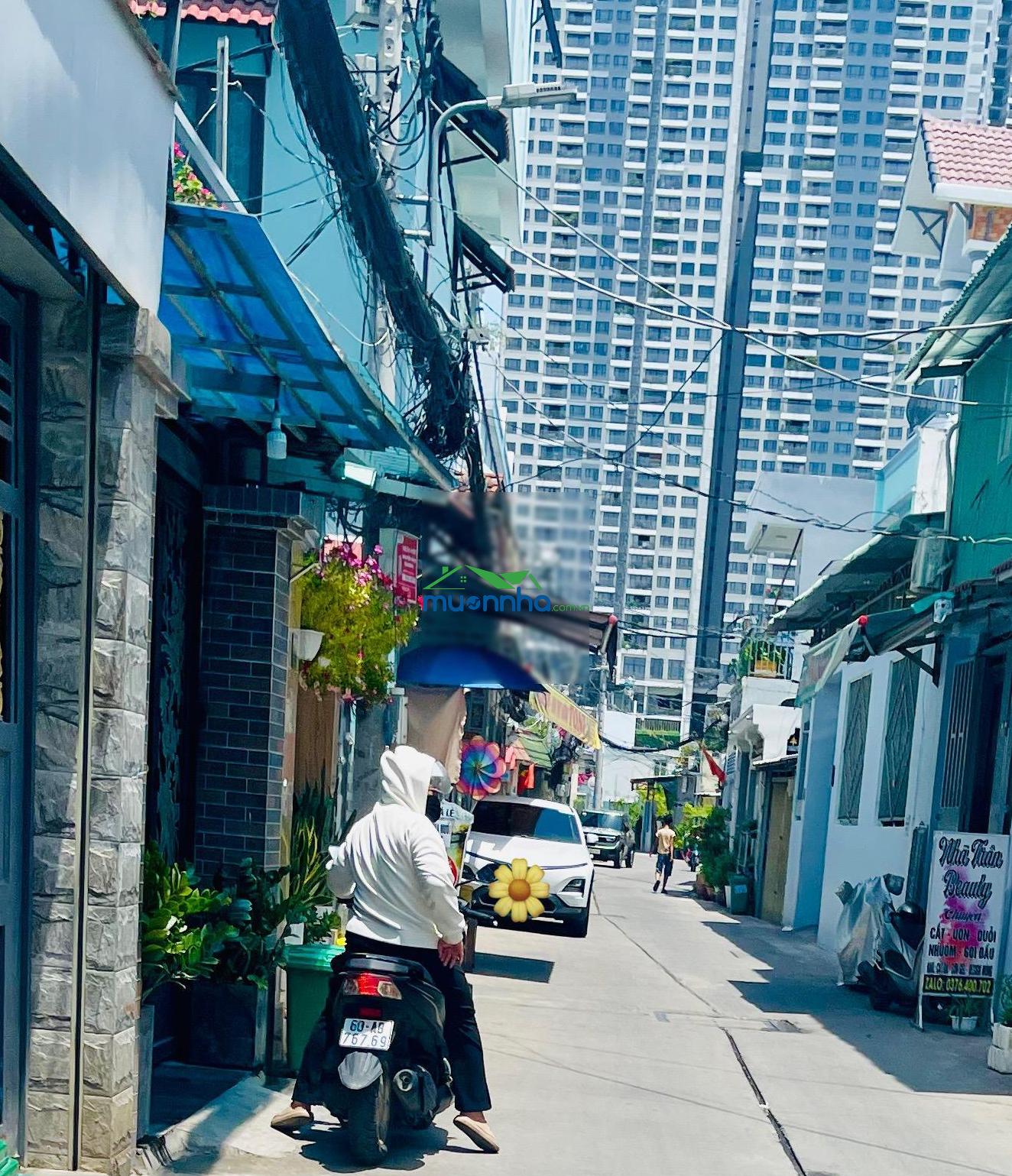 Bán nhà chính chủ 4m x 30m - phú thuận, q7 - 8,5 tỷ