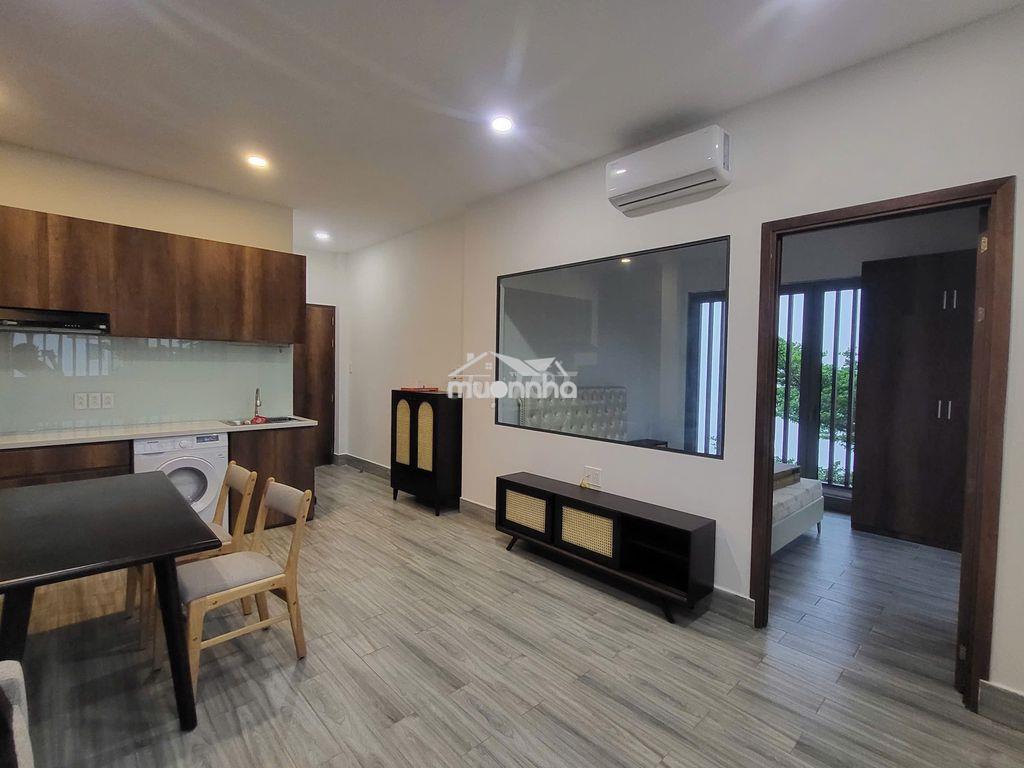 Cho thuê căn hộ nhiều ánh sáng - nội thất gỗ - kế bên sala, bason - 2