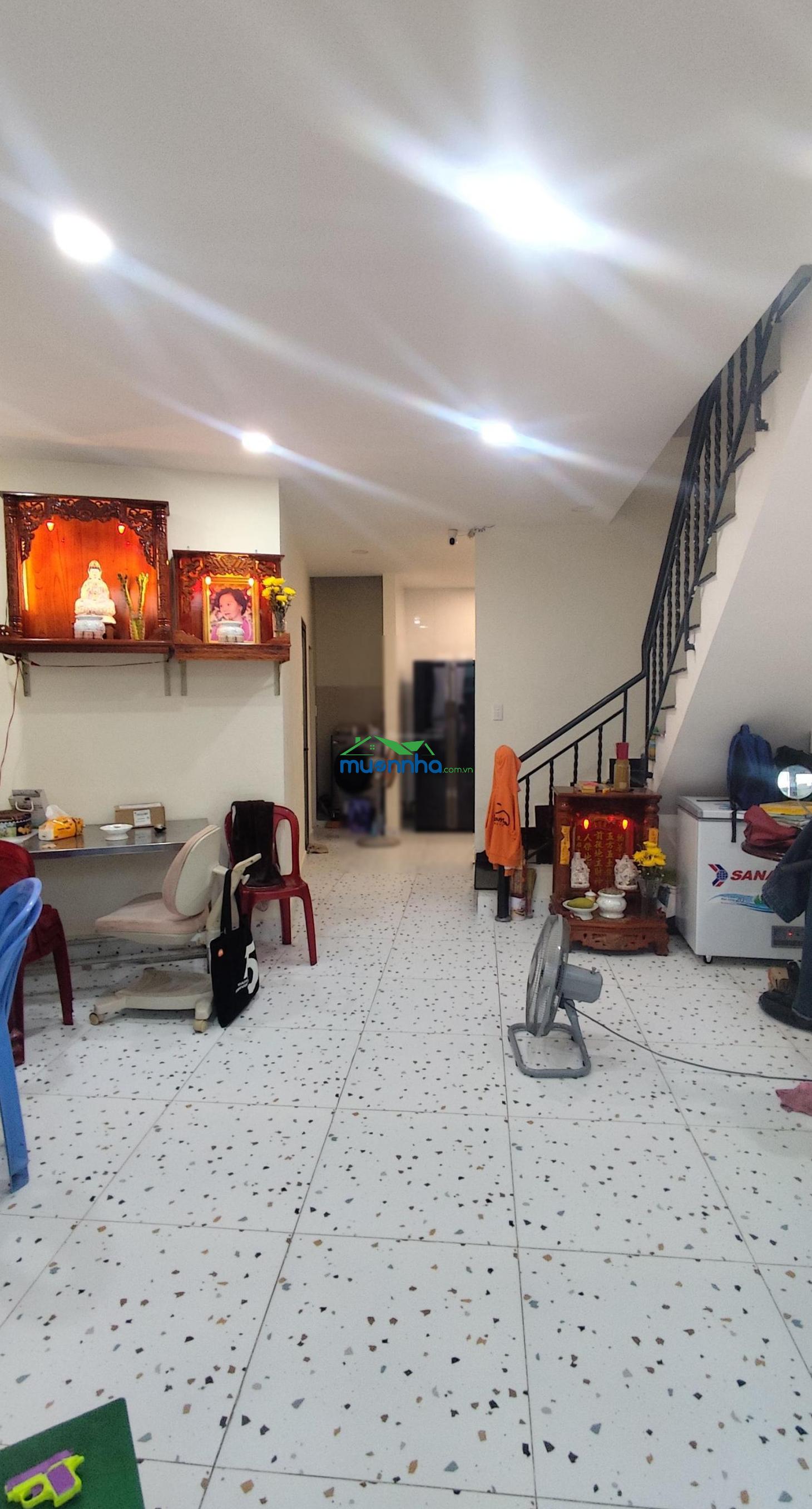 Nhà đẹp + gần mặt tiền, công nhận 50m2, gần vòng xoay lê đại hành + lữ gia q11 - 2