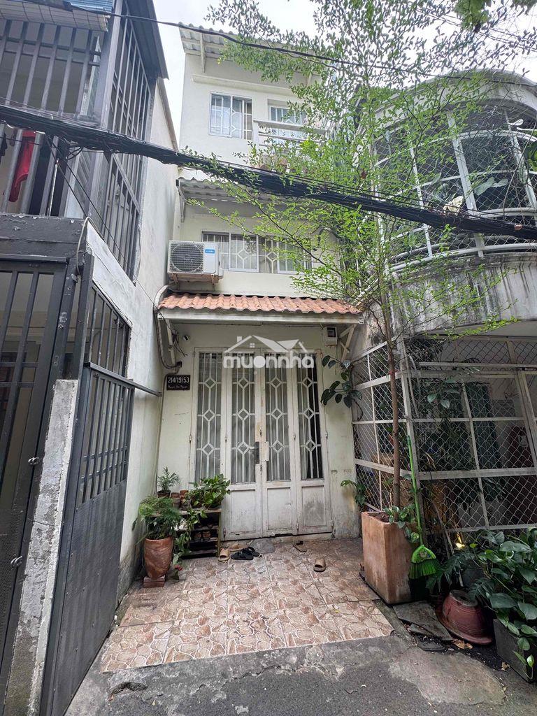 Bán nhà sát mặt tiền hoàng sa p.tân định q.1