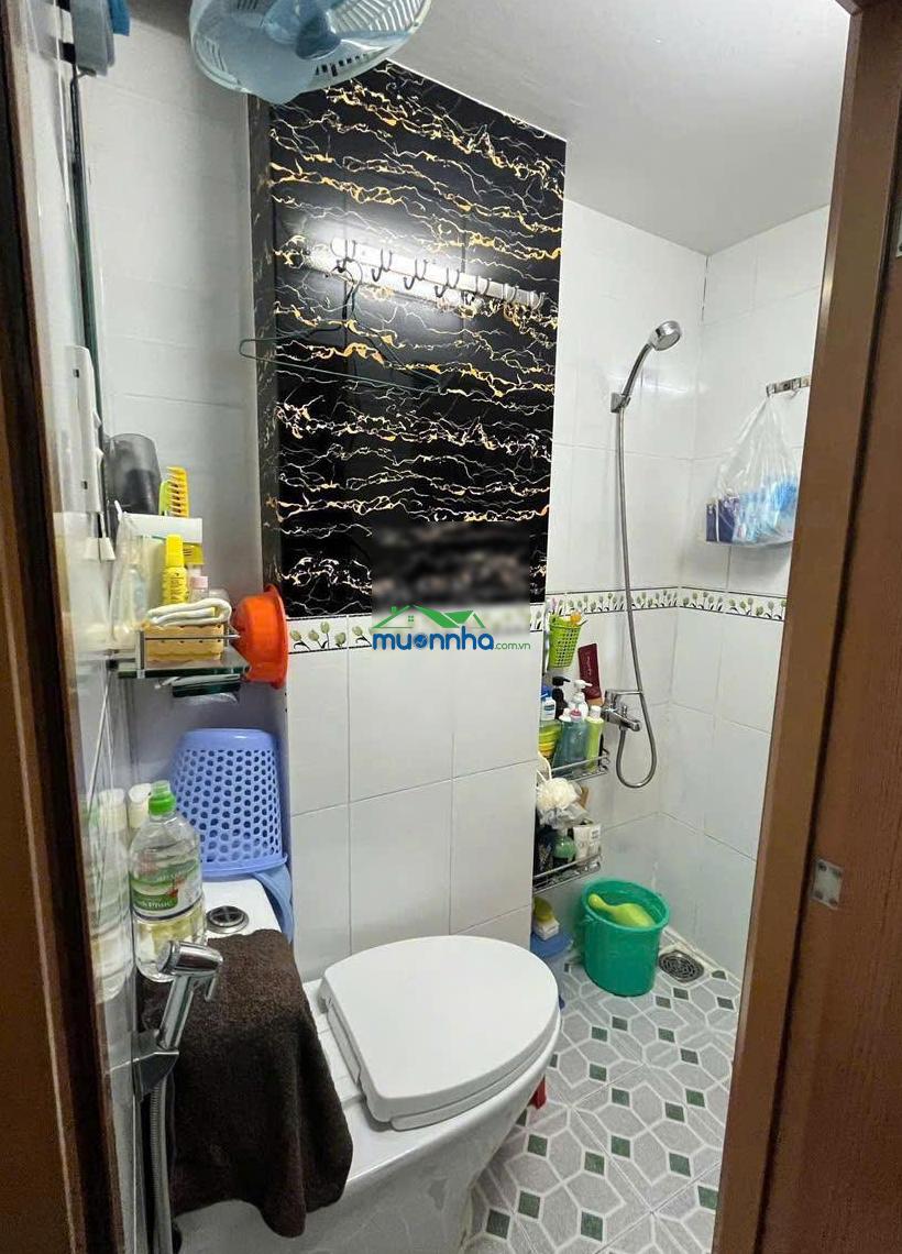 Nhà ngang 5m, sau căn mặt tiền ba đình p10. q8