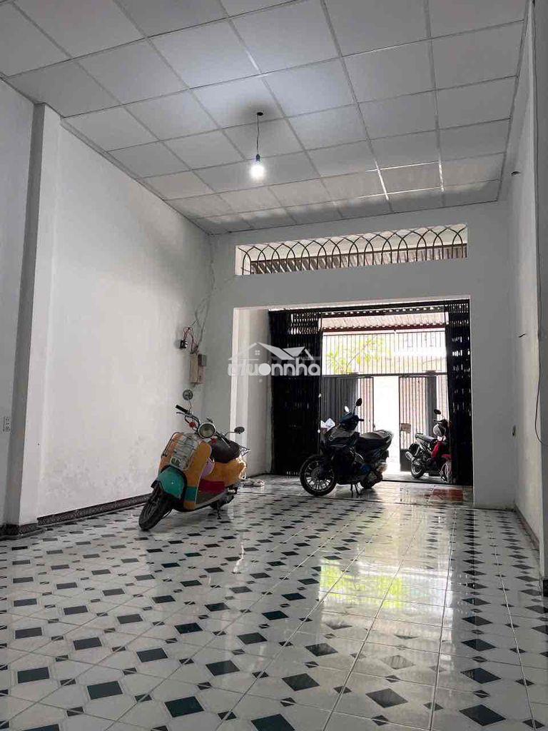 Cách 200m qua aeon , căn nhà mới sơn sửa , có hỗ trợ setup theo y/c