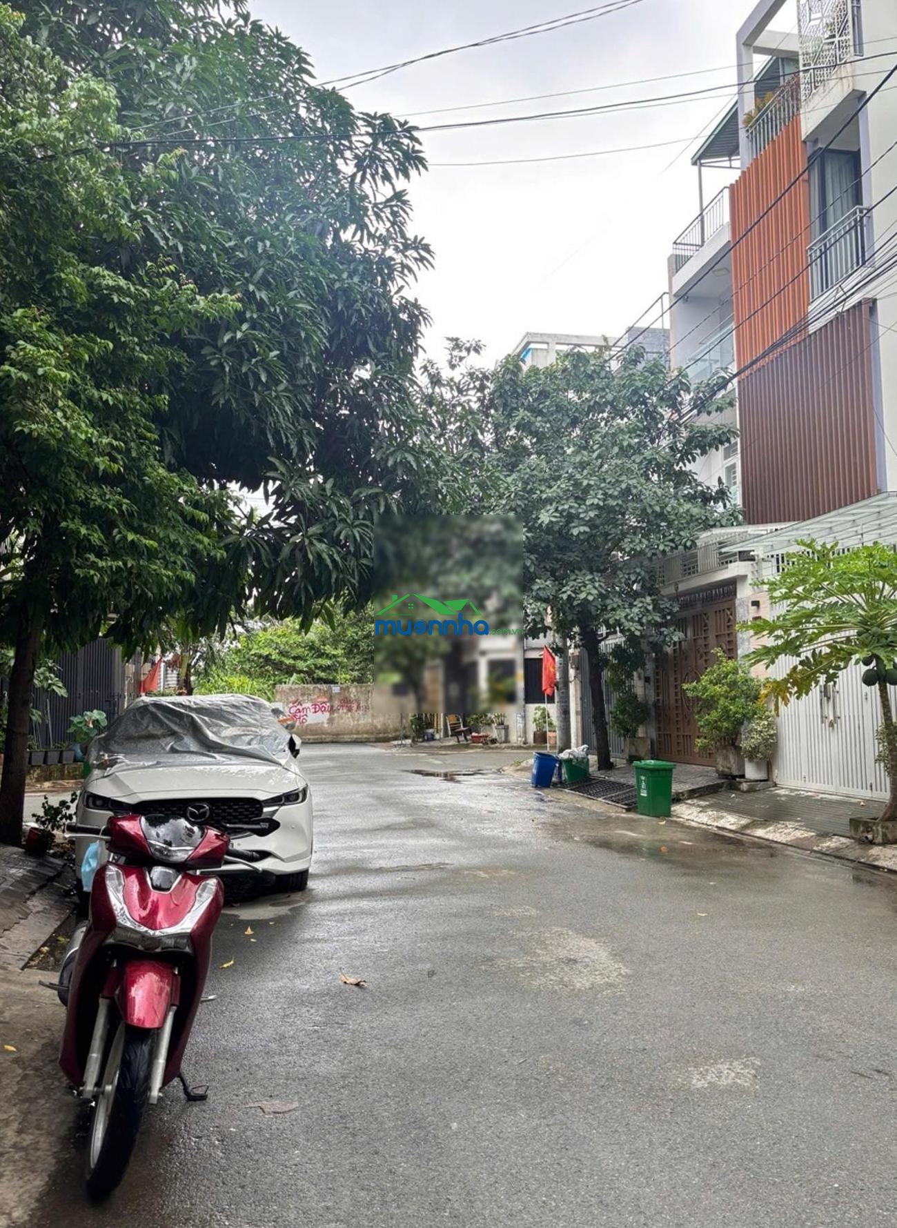 Bán nhà 4 tầng kdc hưng phú - đường 10m - ô tô trong nhà
