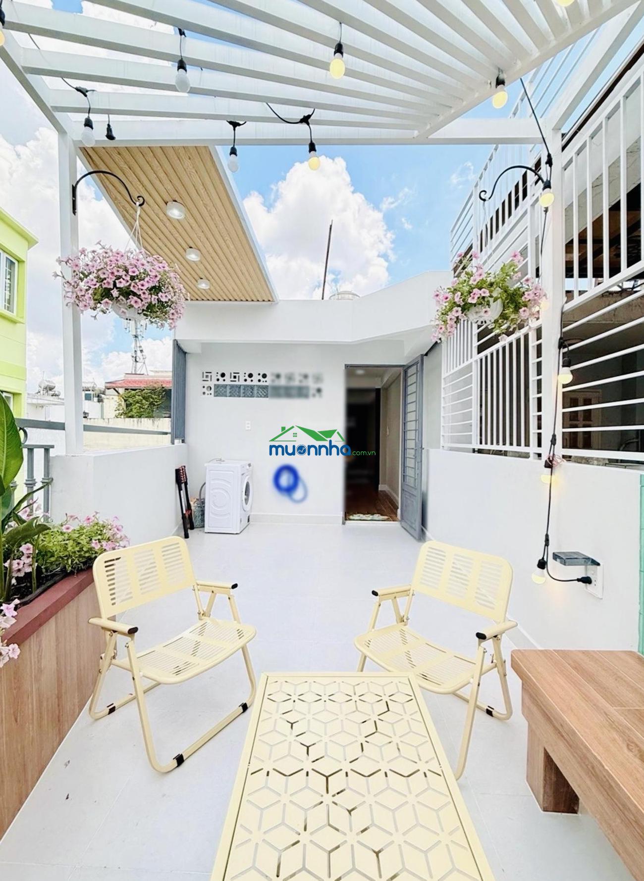 Hạ 350tr - cô giang - phan đình phùng - phan xích long 4 tầng sân thượng - 5pn - 10m ra mặt tiền