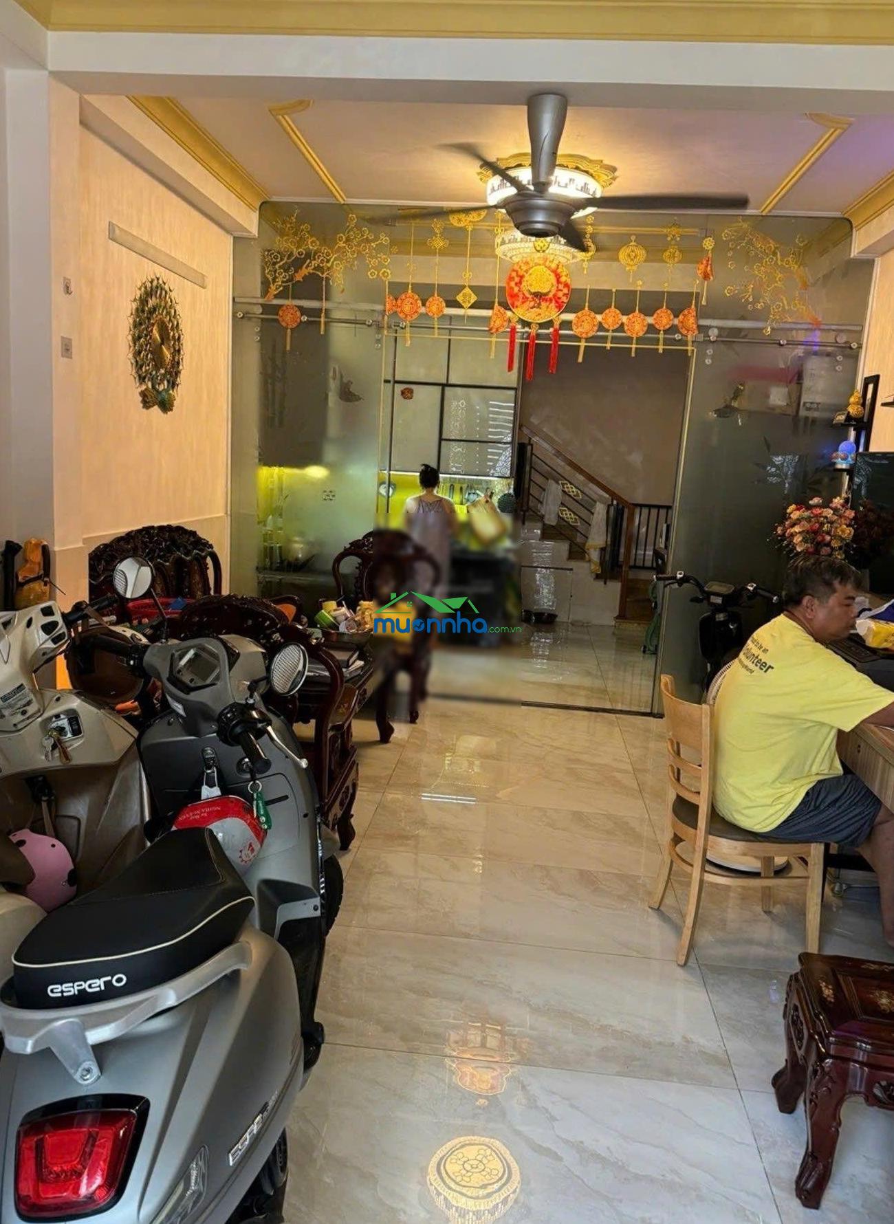 Nhà mặt tiền đường số... chợ tân mỹ, q7 - 2 xe hơi tránh - 40m2 - 3 tầng - kdbb tốt - 10.5 tỷ - 4
