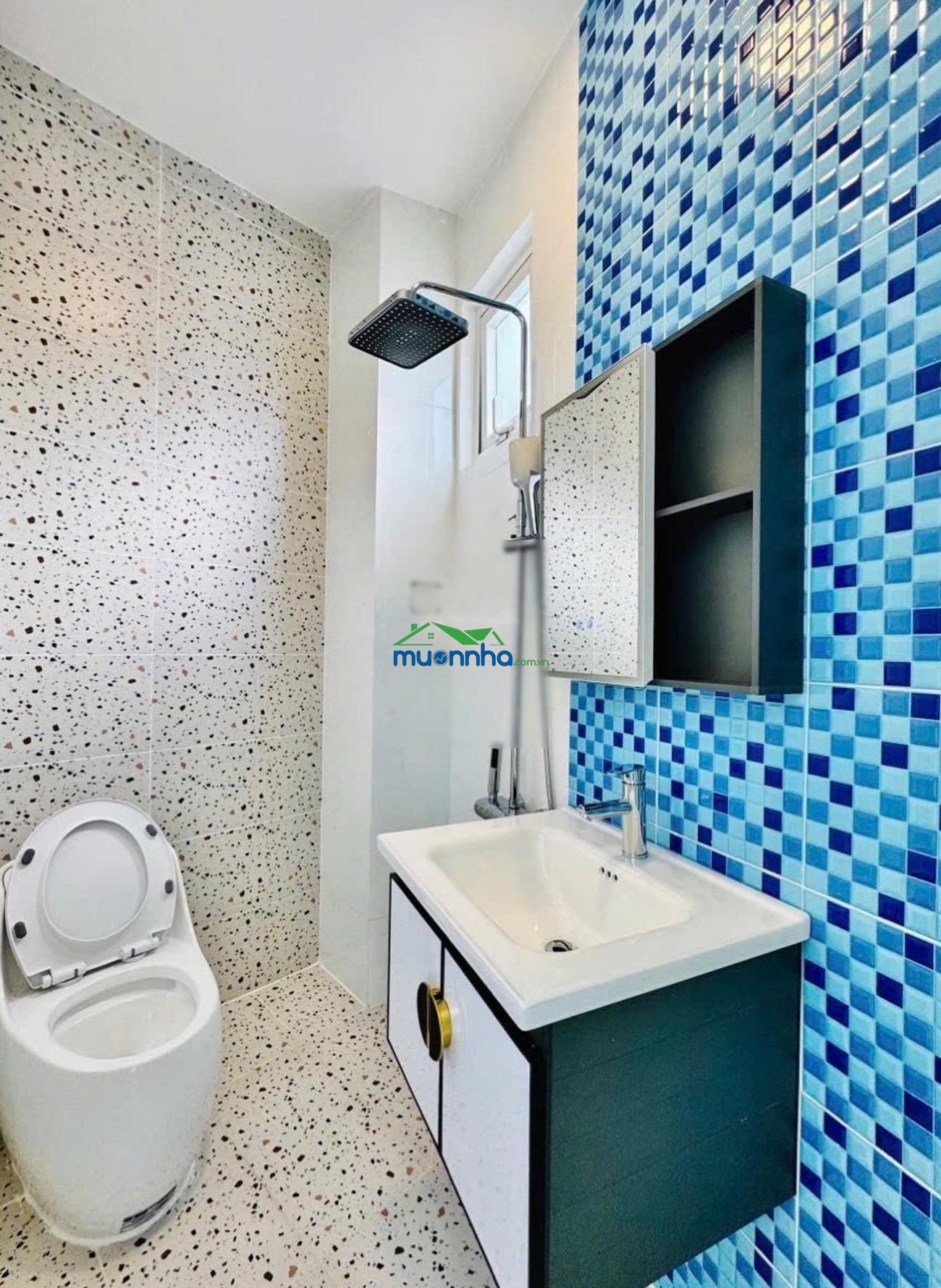 7.2 tỷ giảm 5.95 tỷ - nhà đẹp - 4 tầng (ngang 5m) dtsd gần 100m2 - gần sân bay, công viên gia định