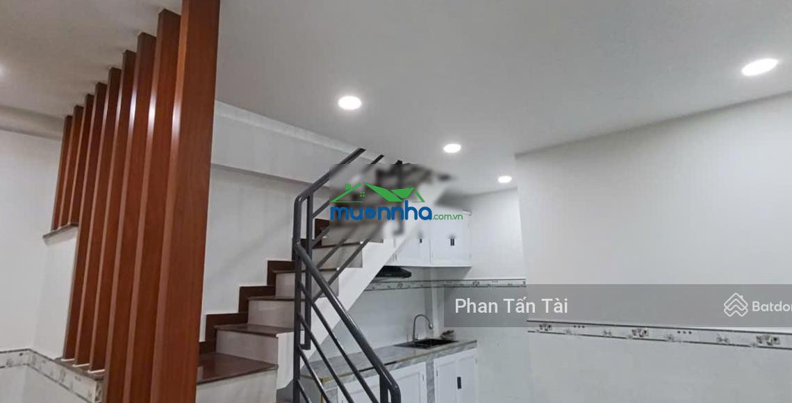 Bán nhà riêng sổ mới ở ngay chợ lê văn quới chỉ 2,6 tỷ+ 2 mặt hẻm 30m ra ô tô cận kề ngã tư bốn xã