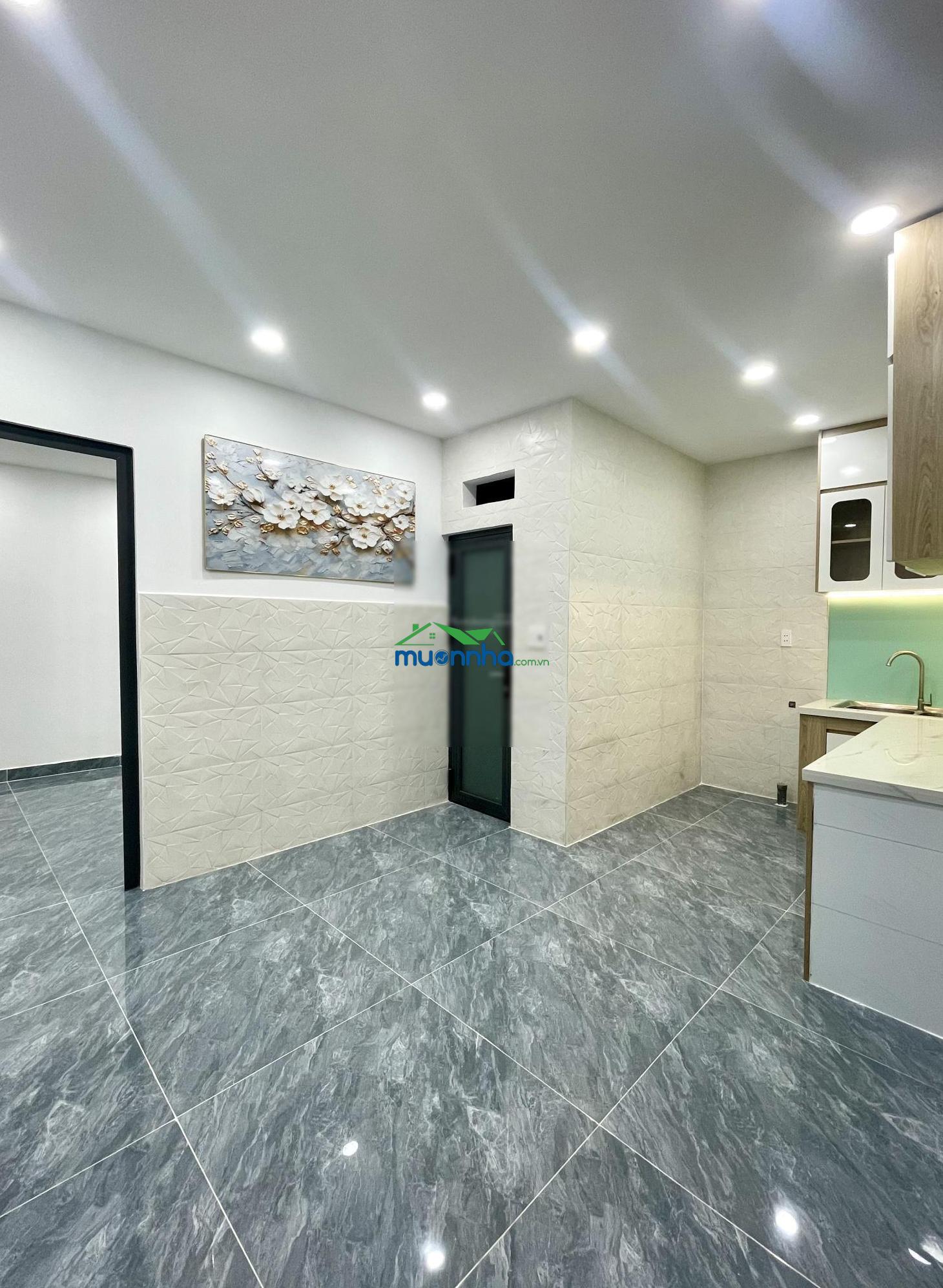 Sát vách tên lửa, dt 60m2 nhà mới 4pn(1pn trệt), nở hậu, 4,98 tỷ - 2
