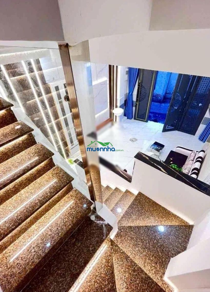 Bán nhà 2 mặt tiền, 2 ban công, hẻm xe hơi bùi minh trực, quận 8, 34,8m2 giá chỉ 5,4 tỷ