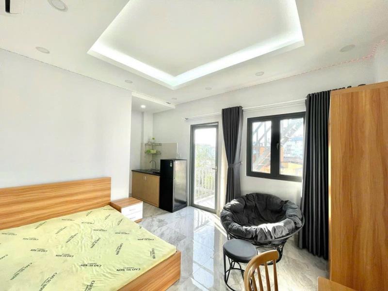 Cho thuê căn hộ ban công thang máy gần học viện cán bộ , chu văn an bình thạnh