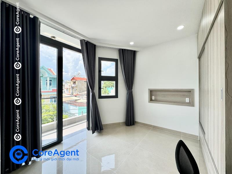 Phòng có balcony đầy đủ nội thất tăng nhơn phú 