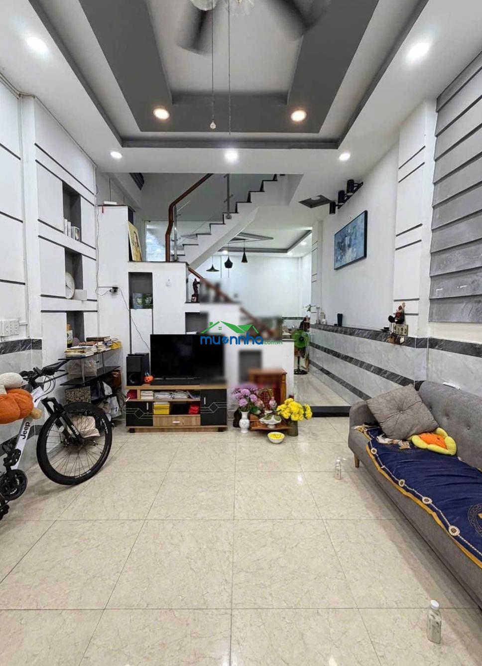 Chủ gửi - nhỉnh 4.x tỉ xíu xiu - 5.2x13m - nở hậu - ngay tên lửa