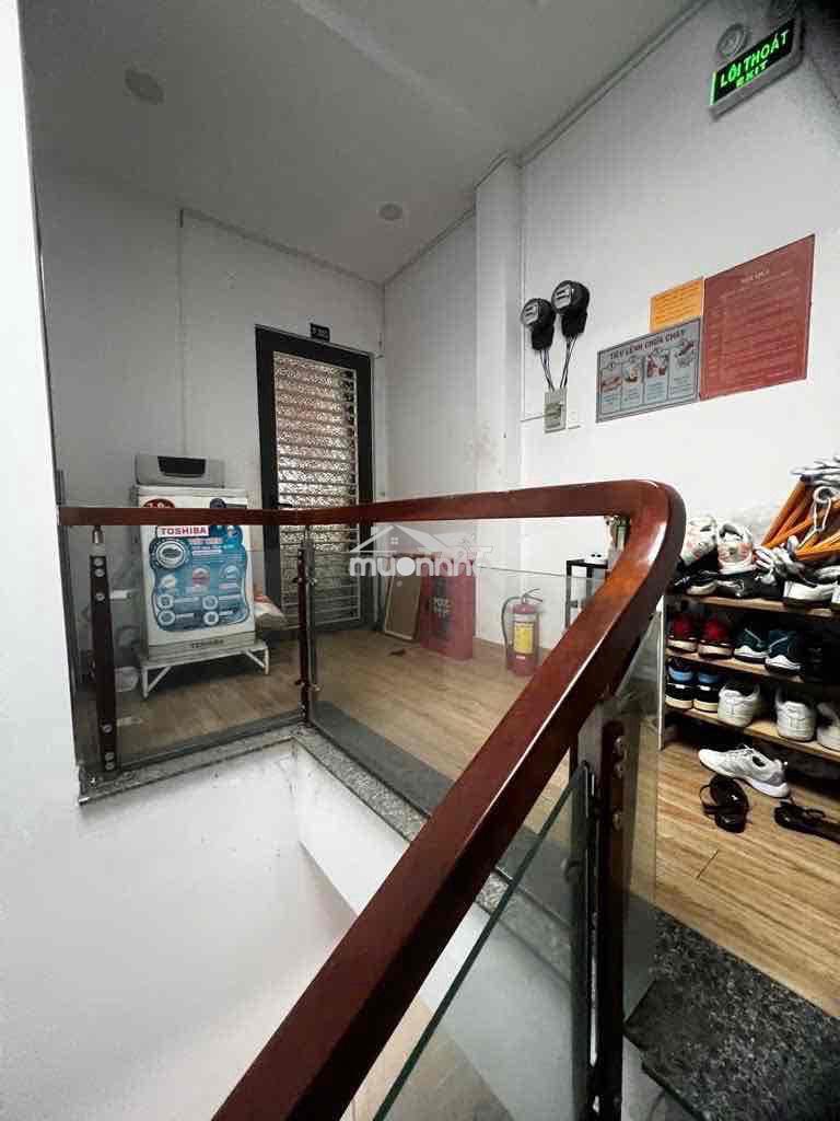 Nhà hxh 1 trục sát mặt tiền đang cho thuê căn hộ dịch vụ có dòng tiền - 4