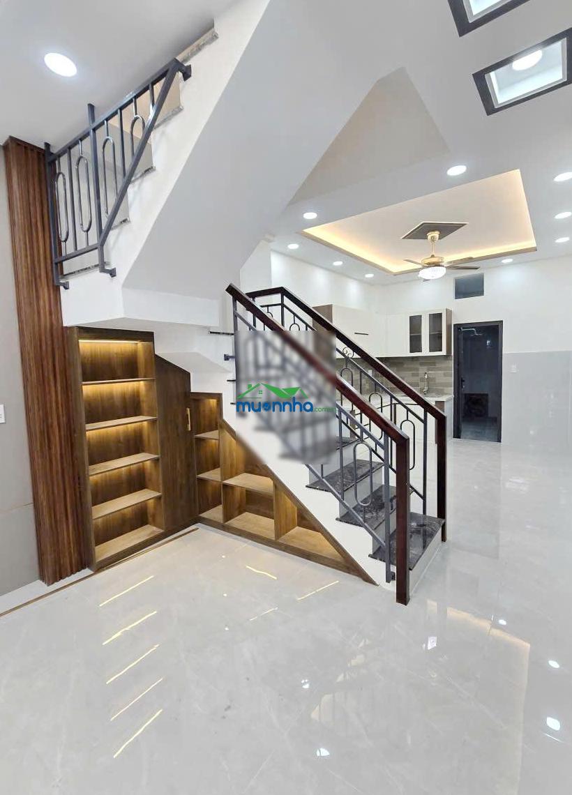 Nhà mới 2 lầu hẻm 475 tùng thiện vương p12 - q8