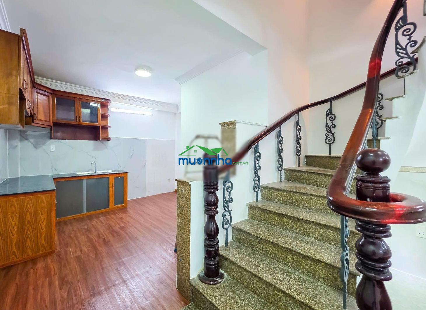 - Bán nhà 3 tầng hẻm oto nguyễn thị thập nối dài. dt 4x14 có 2 lầu giá 7,7 tỷ