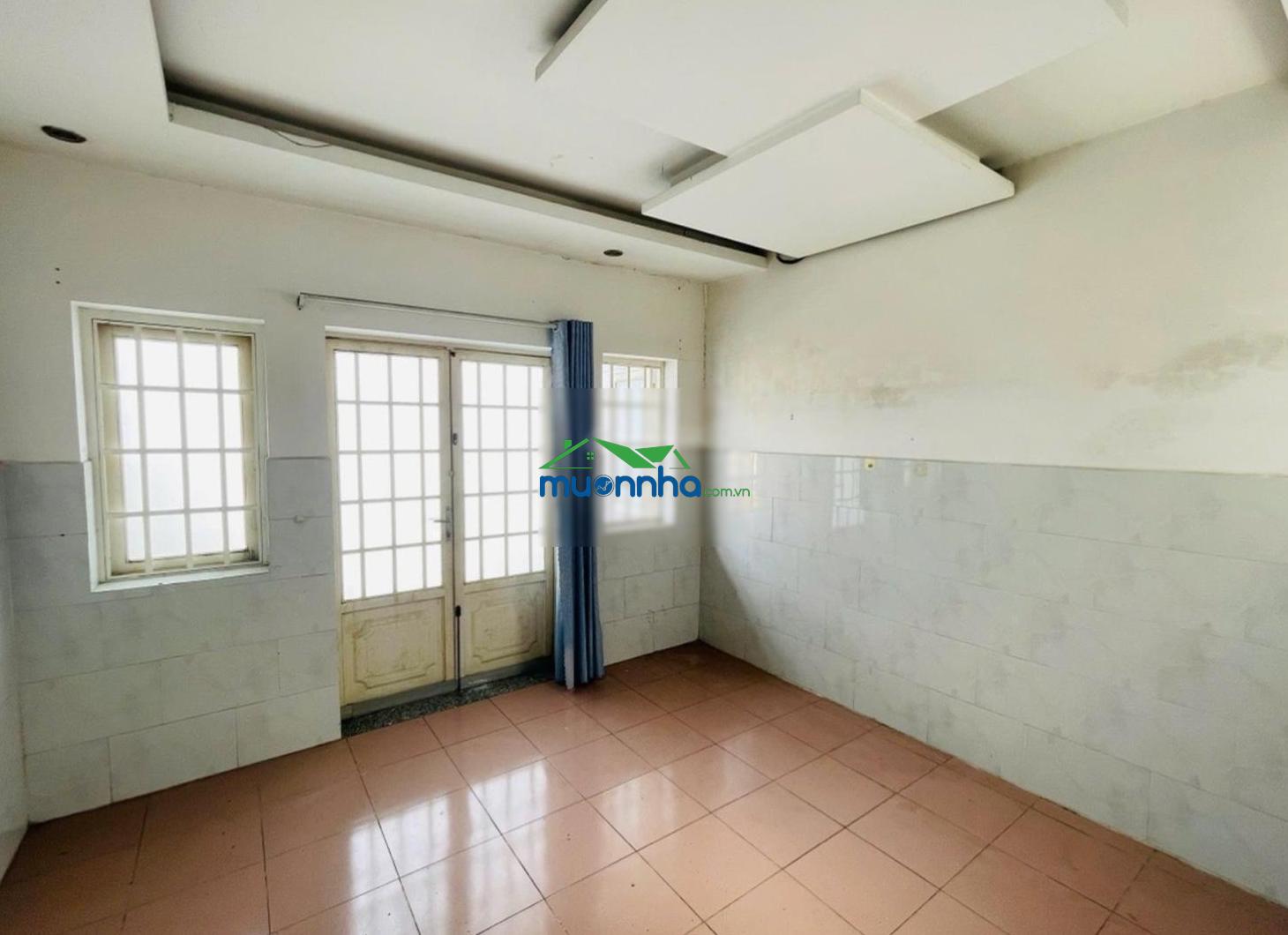 Nhà ngay ngã tư siêu hiếm, đối diện ubnd phường, dt 4,6x21m, 2 tầng giá 7,2 tỷ - 4