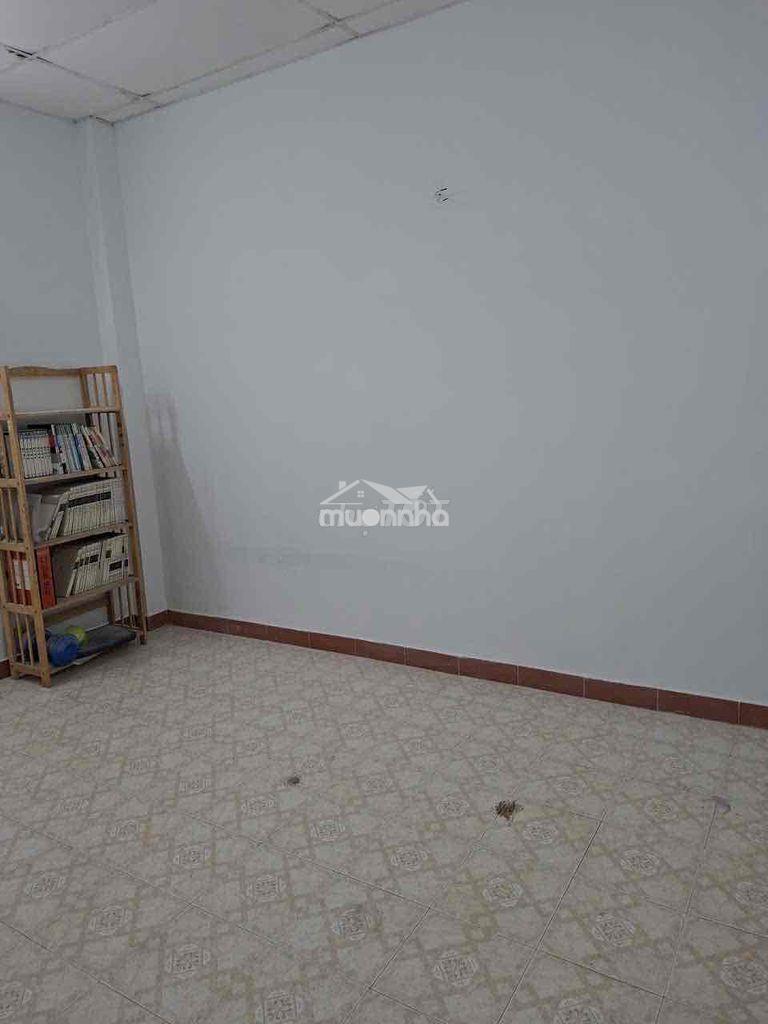 Nguyên căn hẻm cách mt phạm văn hai 20m( 4x9m 2 lầu st 3pn 3wc) - 2