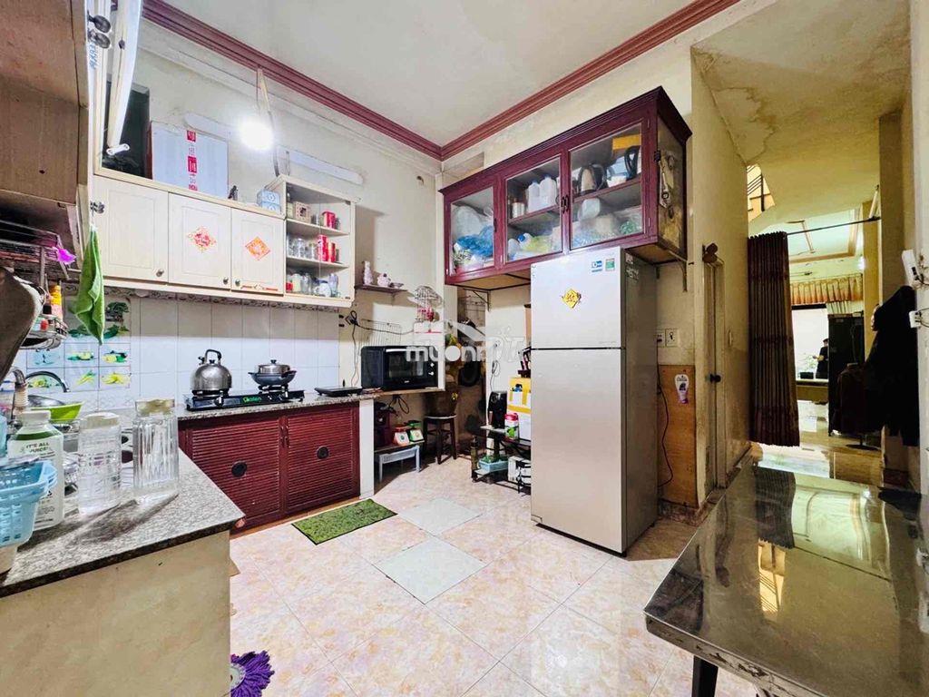 Diện tích 93m² – nở hậu – kết cấu 3 tầng đúc kiên cố, sân thượng, 5 ph - 4