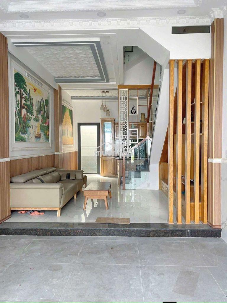 Cho thuê nhà phố 4 tầng, hùynh tấn phát , nhà bè.