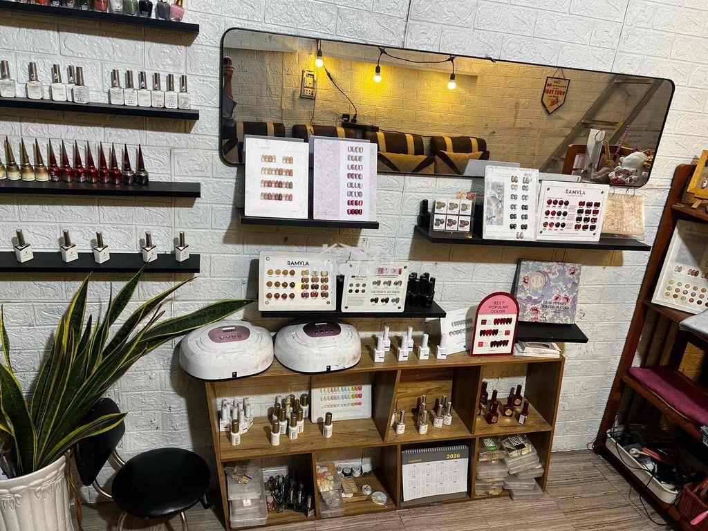 Sang mặt bằng kinh doanh tiệm nail , gội đầu - 3