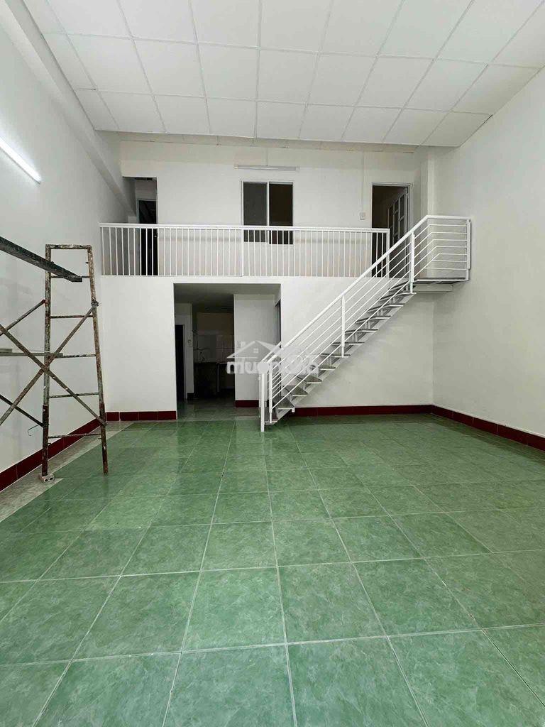 Nhà nguyên căn 8tr