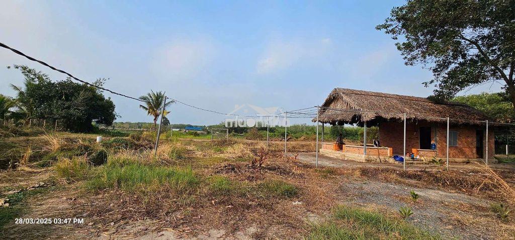 1.6ha - 2 mặt tiền đường và sông sg ! - 4