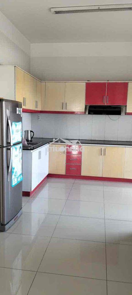 Cho thuê căn hộ 140m2, 3pn 2wc ngay becamex tower