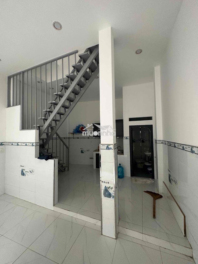 Nhà nguyên căn mới đẹp 2 ngủ 2 vệ sinh 1 lầu