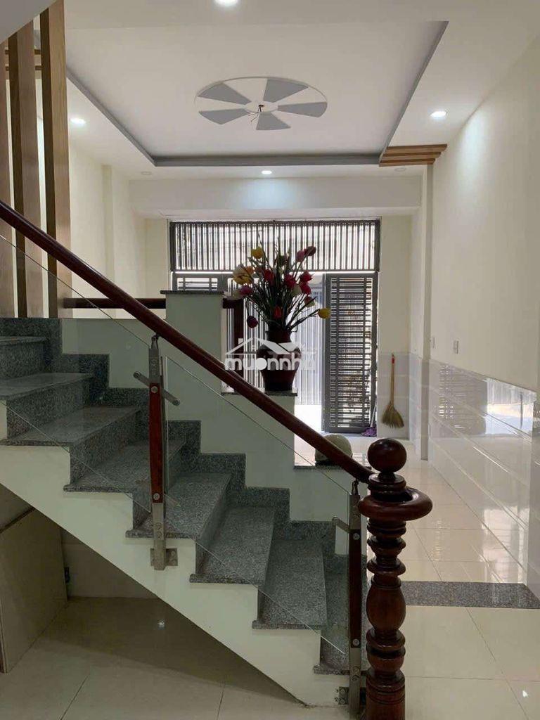 Cho thuê nhà dương quảng hàm p5 gv;(4x12m)1 lầu; ;giá 12trieu/th - 3