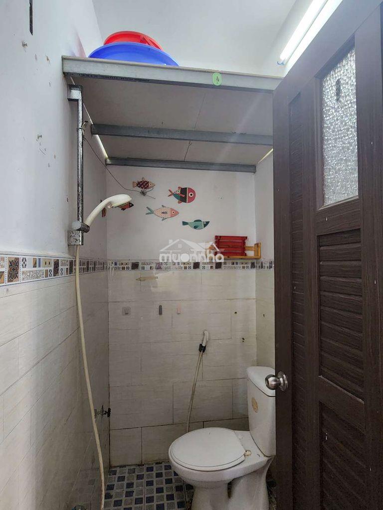 Phòng tầng trệt gẩn cầu nguyễn tri phương, q8 - 4