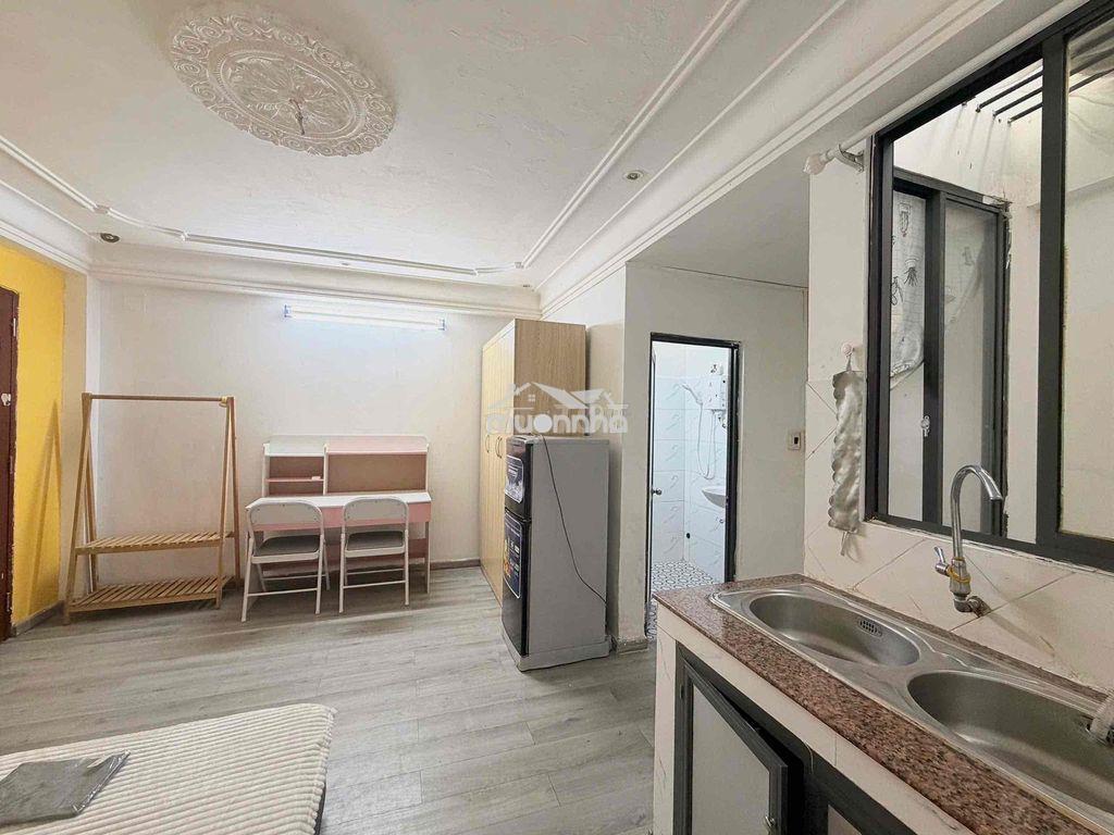 Cho thuê studio full nội thất ngay ngã 4 cao thắng điện biên phủ - 3