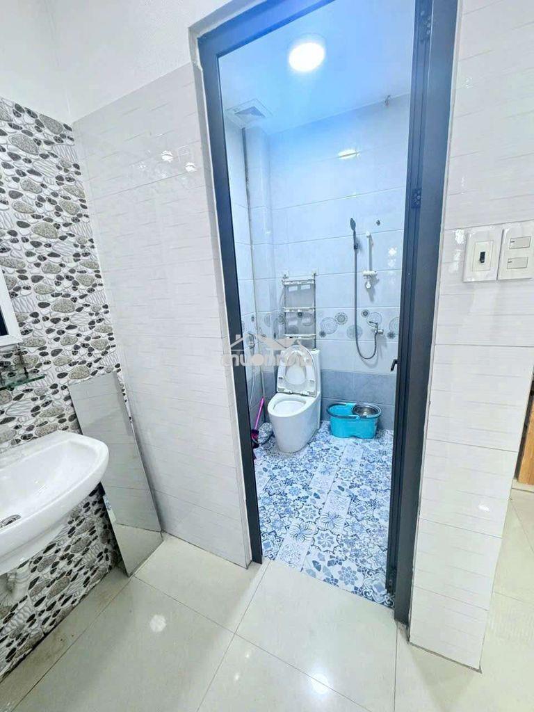 Cần cho thuê nhà p đht. gần chợ cây sộp.dt 4 x16 1 trệt 3 lầu 4pn 4ws - 3