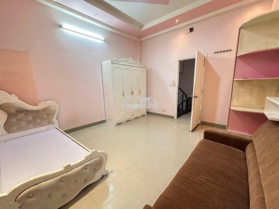 Nhà khu phân lô giá mềm quận 8 - 4